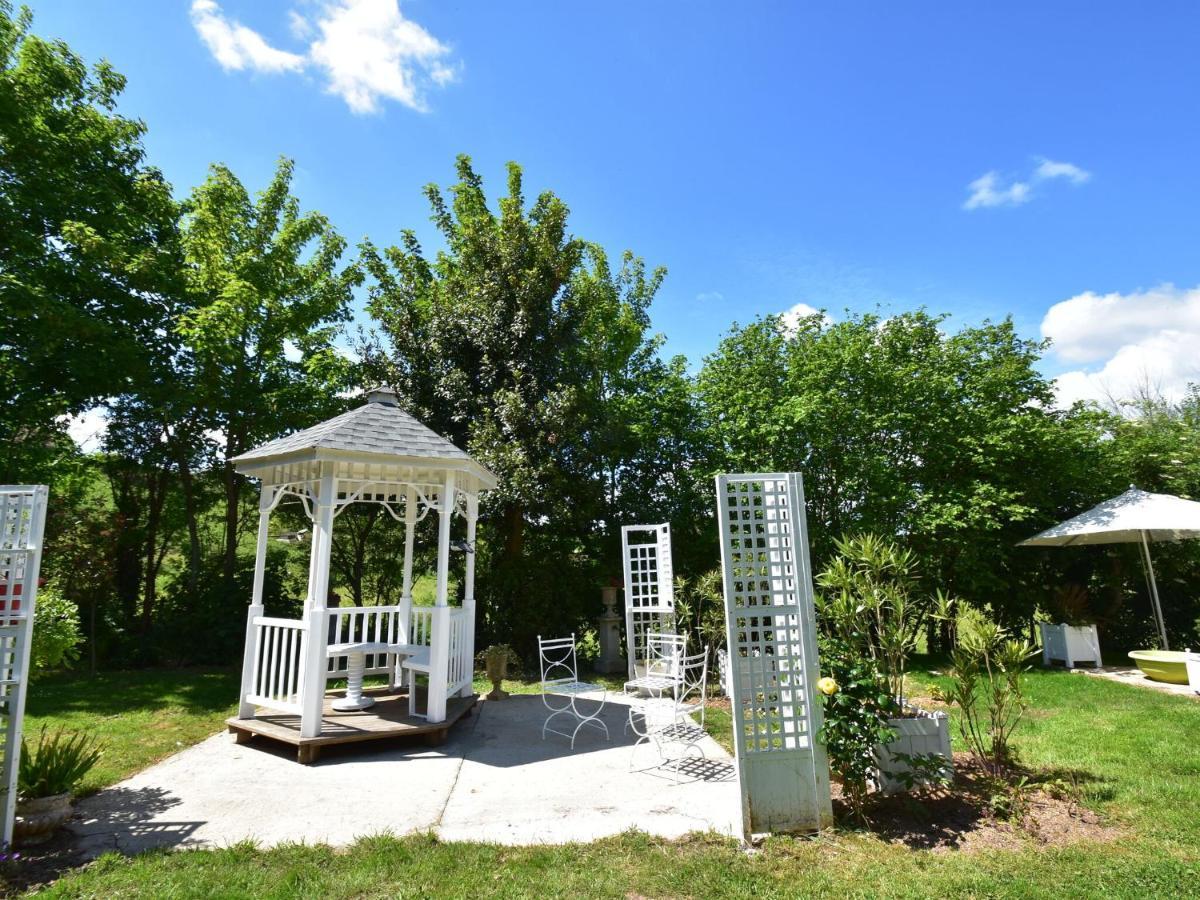 Superb Holiday Home Near The Beach Quinéville Exterior foto